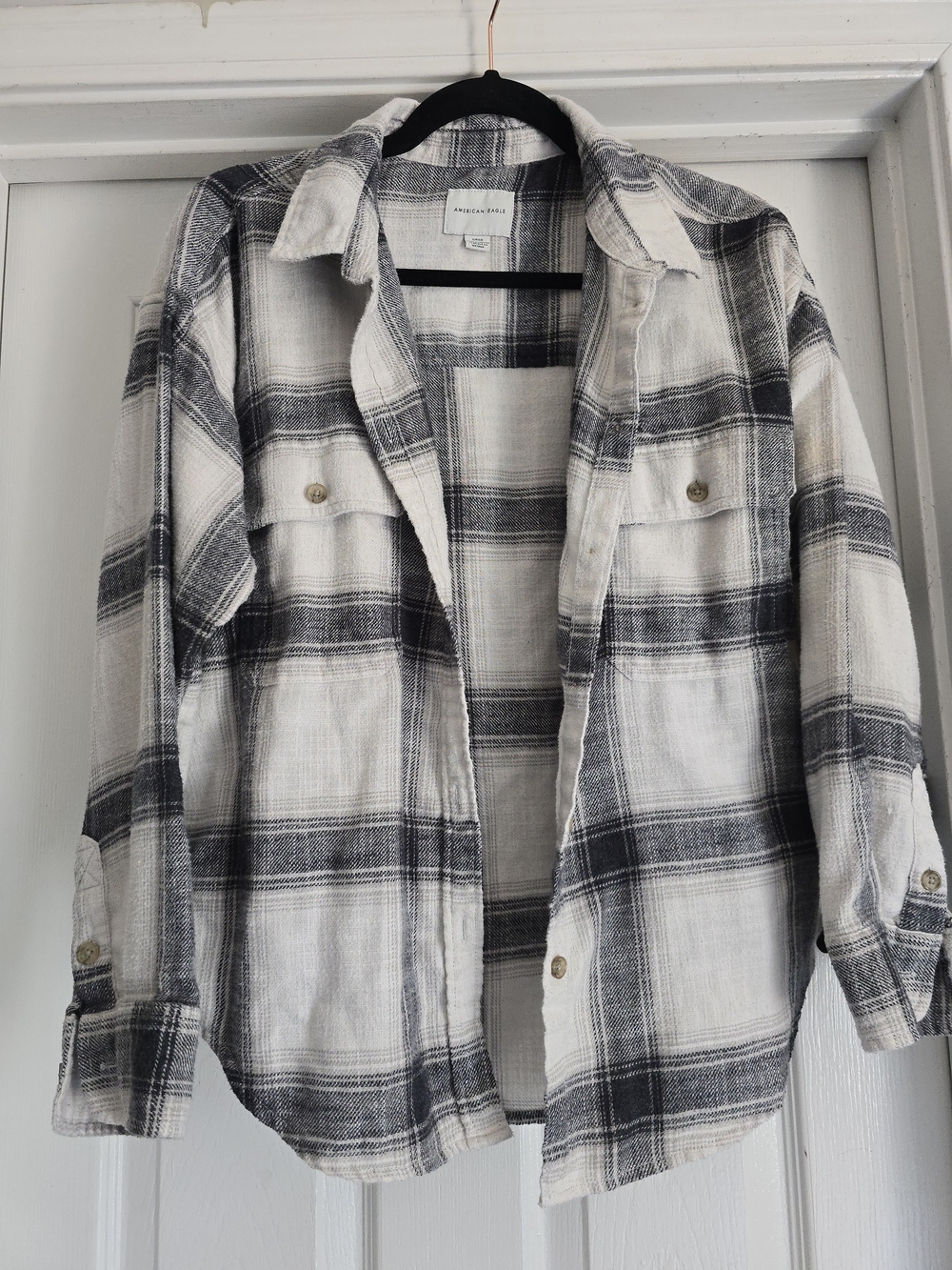 American Eagle Outfitters Black & White Plaid Button-Down Shirt